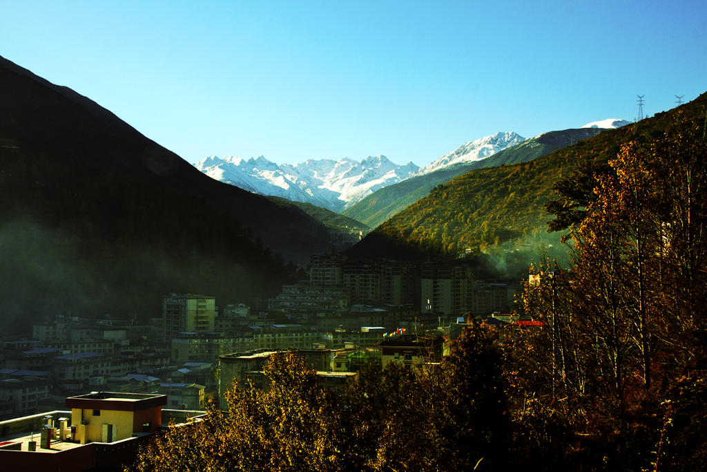 溜溜城的秋景 摄影 尼玛扎西