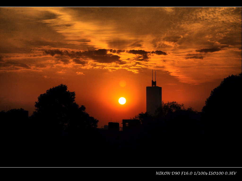 高楼满夕阳 摄影 tjq