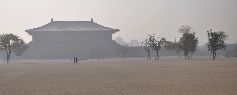 大明宫遗址广场上空的雾霾 摄影 大山51