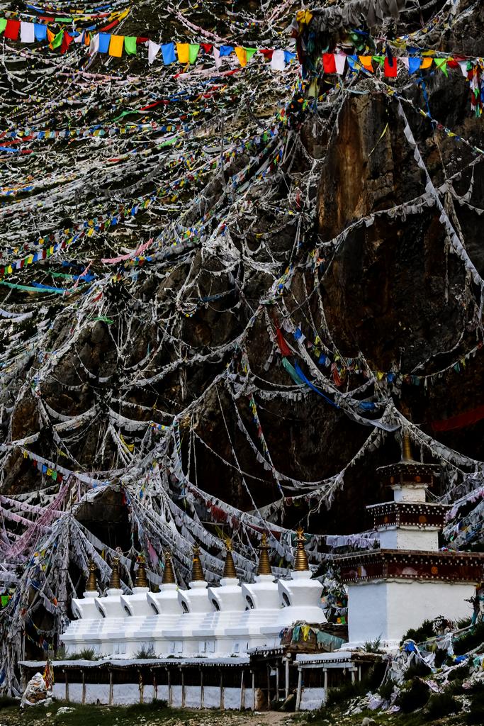 经幡满坡 摄影 山野骏马