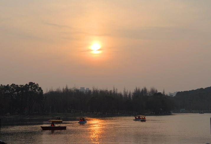 夕阳下大宁公园 摄影 华舒