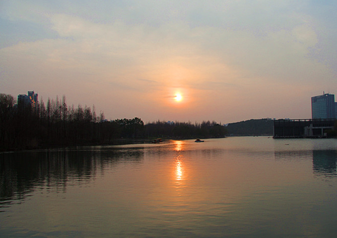 夕阳下的大宁公园 摄影 华舒