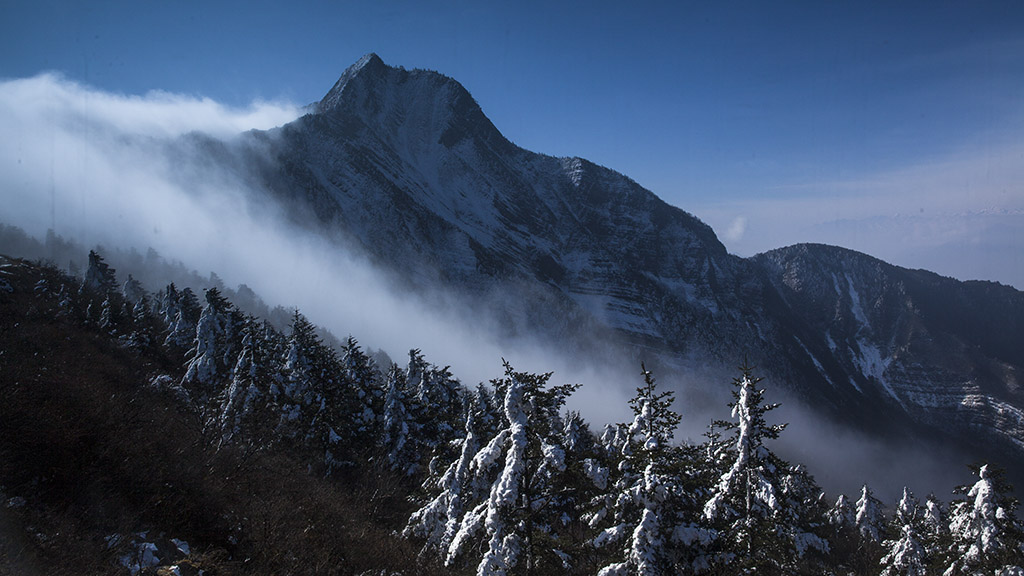 冬雪二郎山 摄影 欢哥