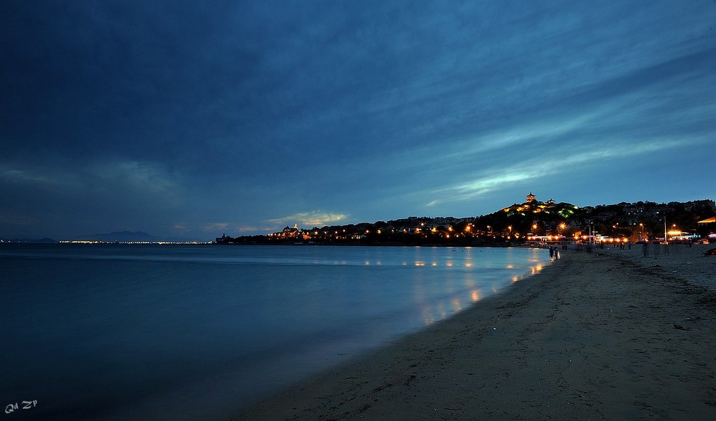 青岛初夏的海湾夜色 摄影 qdzp