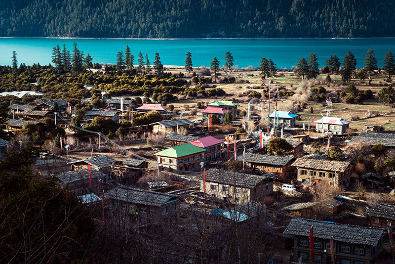 高原山村 摄影 艺韵