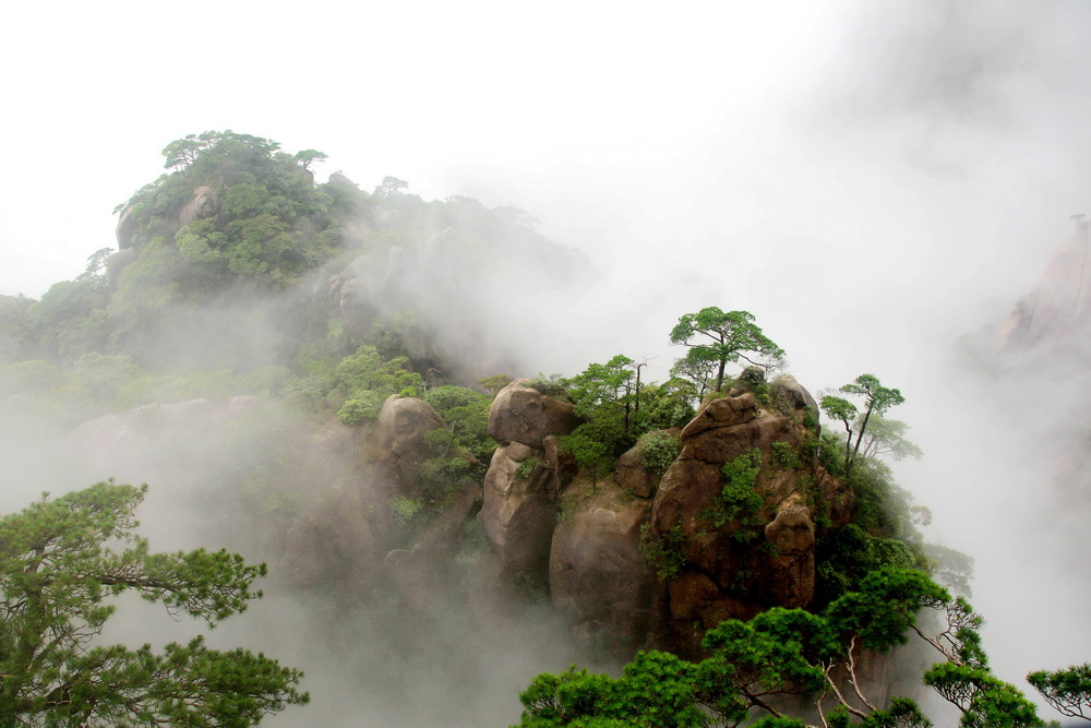 雾锁青山 摄影 冠头领