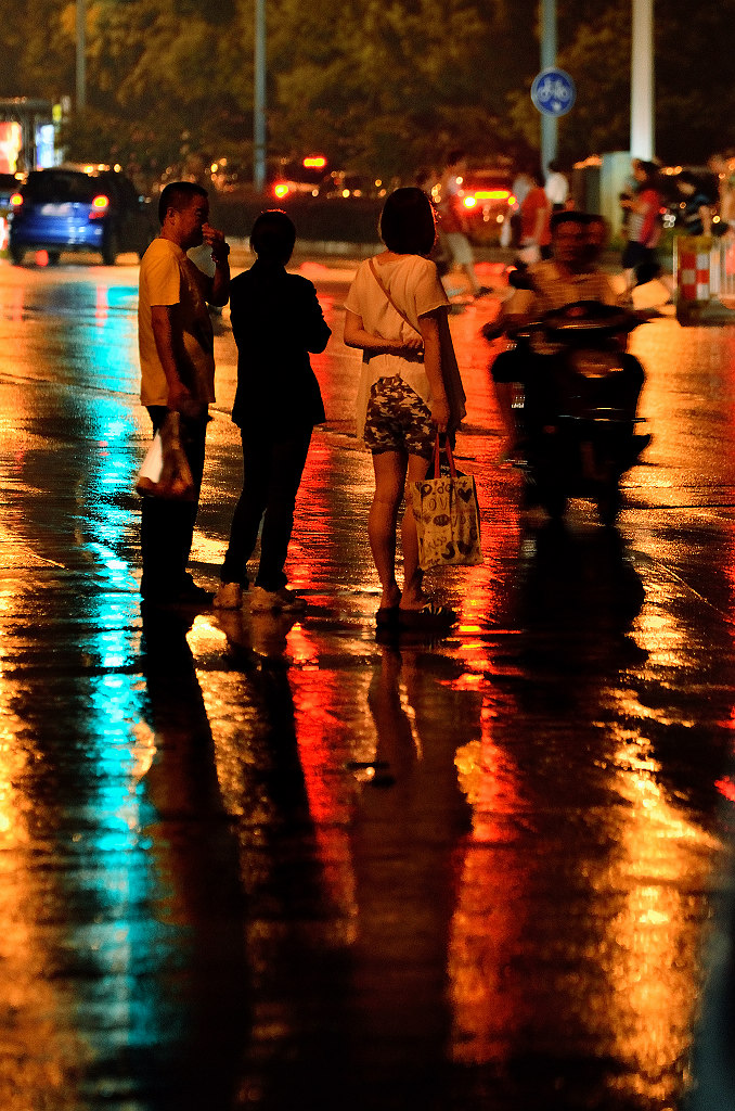 雨夜等的 摄影 湘麓