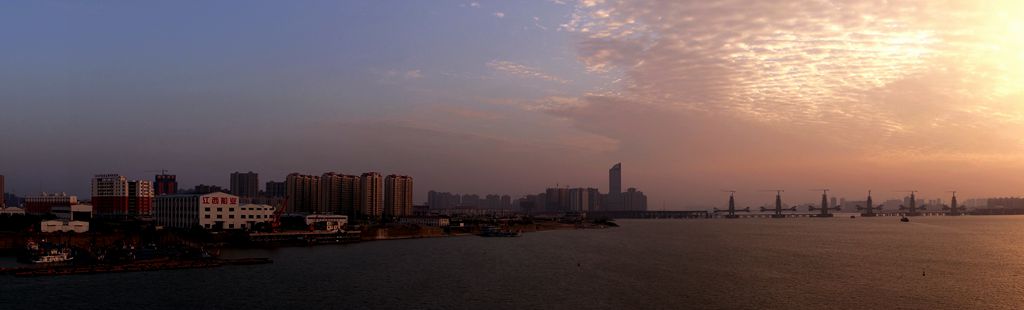 夕照水都 摄影 闻鸡起舞