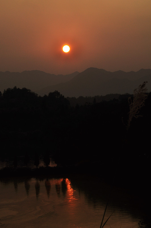 夕阳 摄影 方一鸣