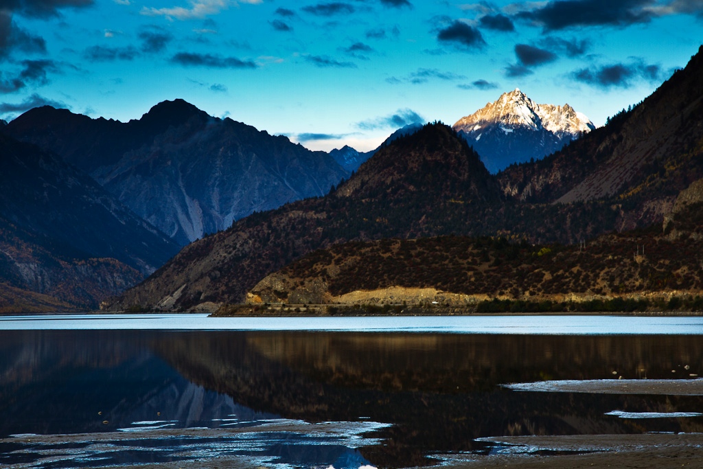 然乌湖风光 摄影 云之山峰