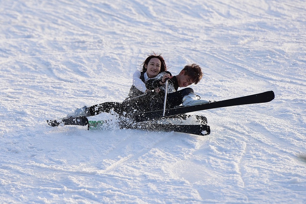 滑雪 摄影 阳光灿烂中