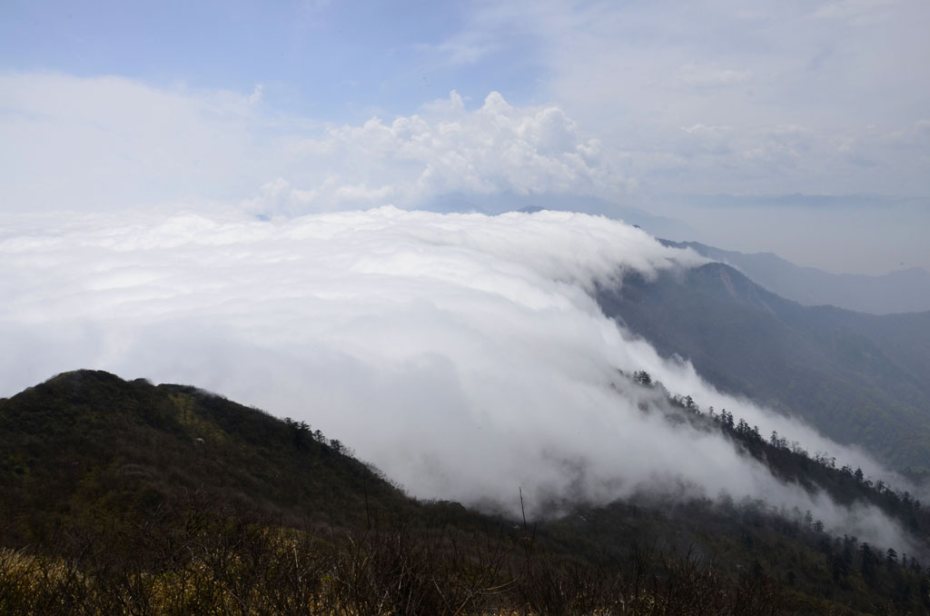 高山上流云 摄影 海云