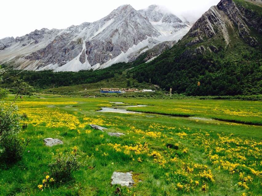 夏诺多吉，亚丁的神山 摄影 信之