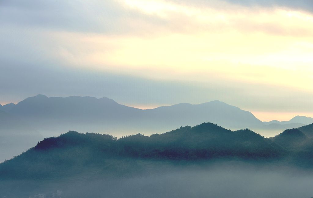 高原晨曦（二） 摄影 一指江山