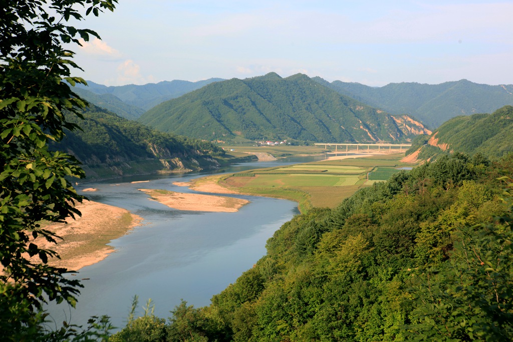 浑江风光 摄影 柏岩