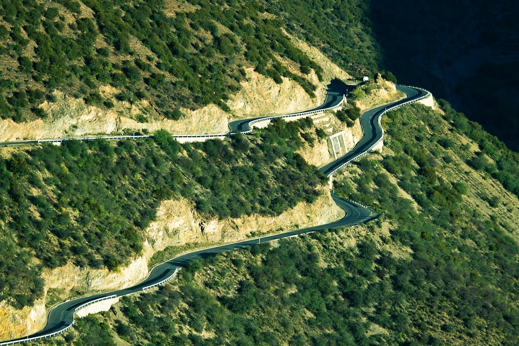 路... 摄影 云之山峰