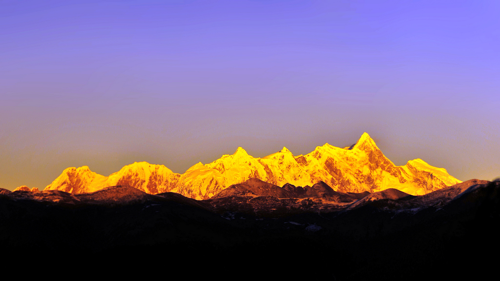 南迦巴瓦 摄影 那人那山