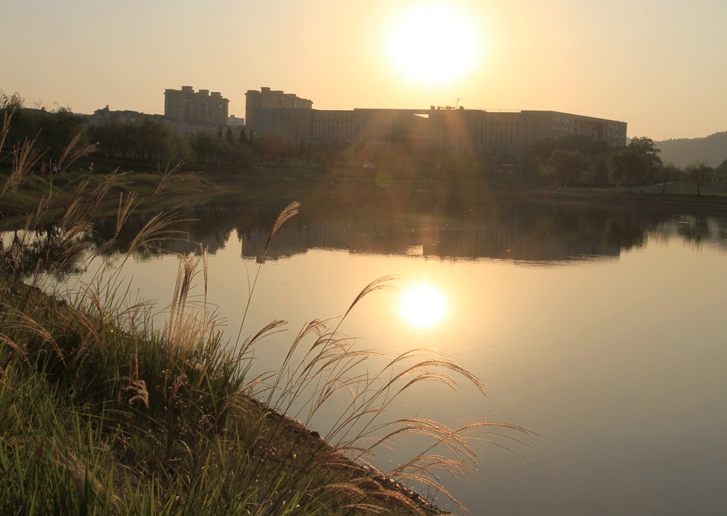 夕阳西下 摄影 青山绿水2