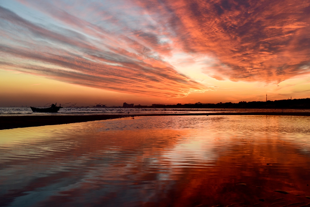 海滩夕照.. 摄影 找乐儿