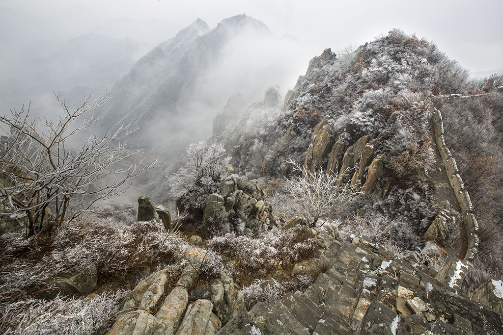 风雪断垣 摄影 湛思