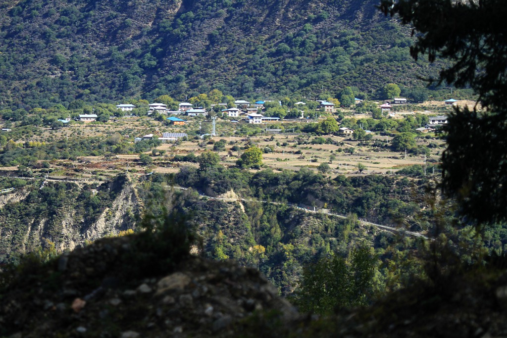 峡谷人家 摄影 柏岩