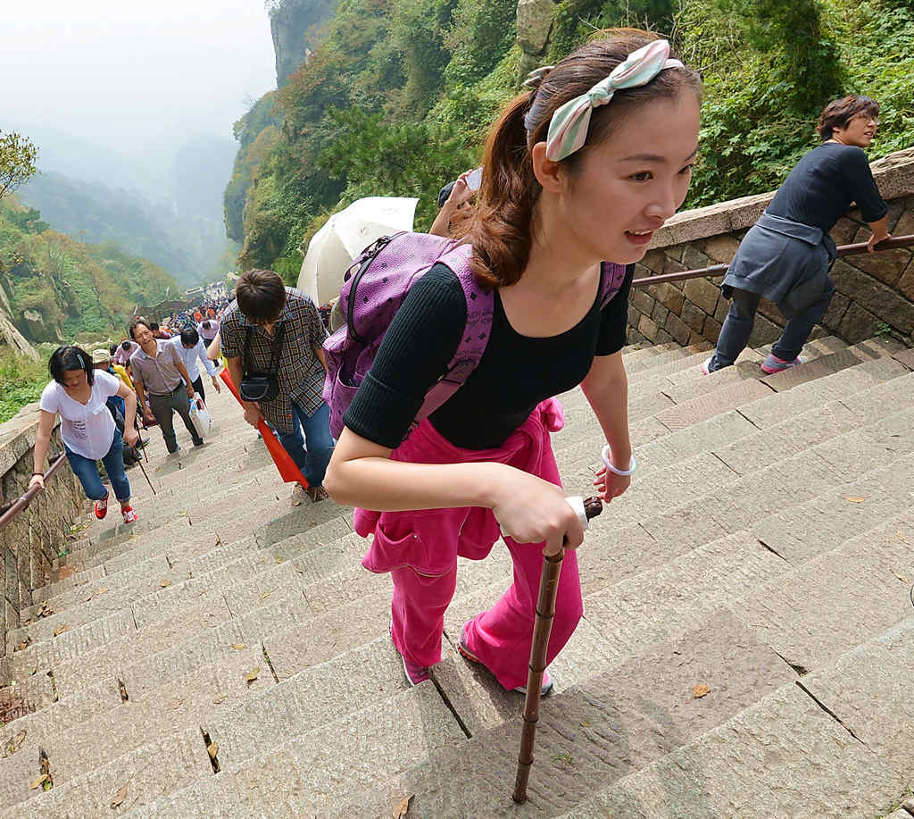 美女登泰山 摄影 快乐兔