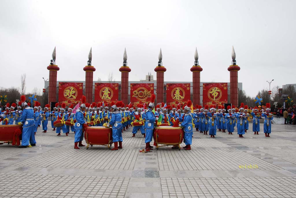 石油城里新春乐（4-3） 摄影 耿昊天