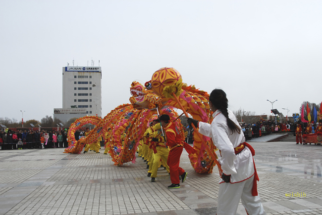 石油城里新春乐（8-3） 摄影 耿昊天