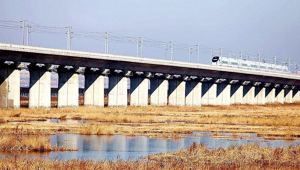 跨越湿地 摄影 秋水孤鹜