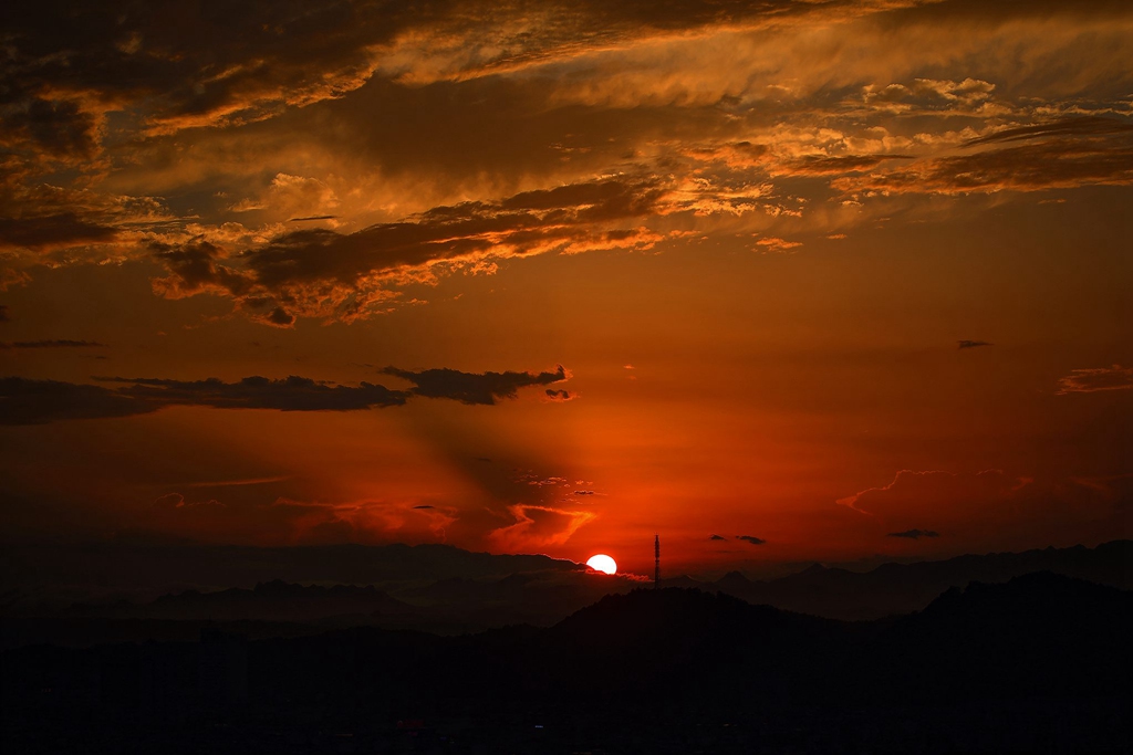 夕阳 摄影 流云飘渺