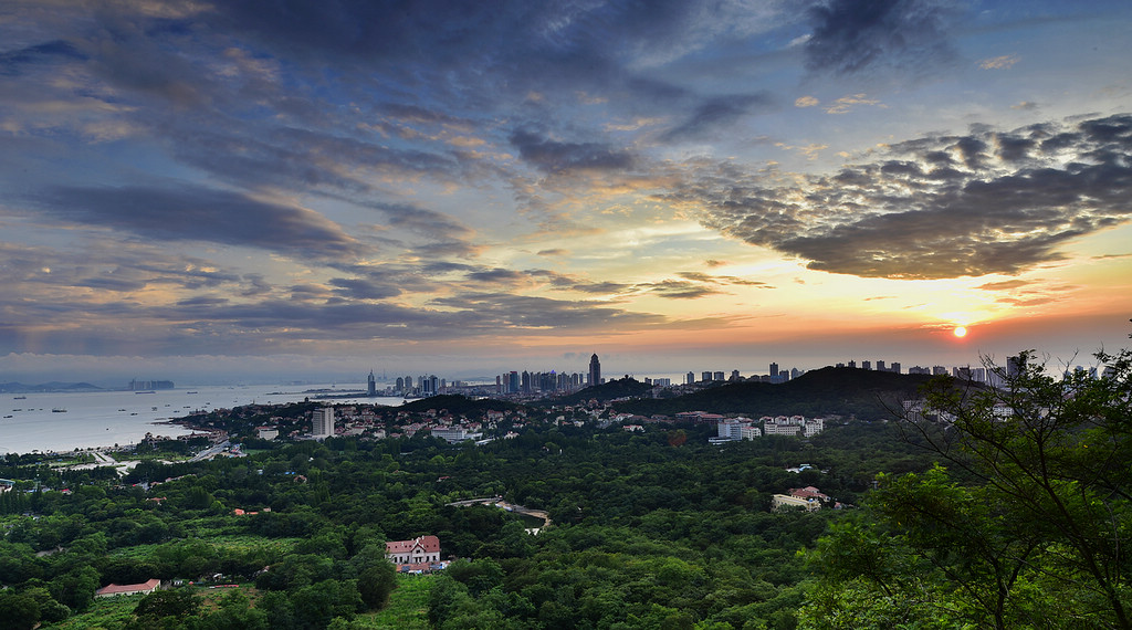 青岛七月的夕阳与城市 摄影 qdzp