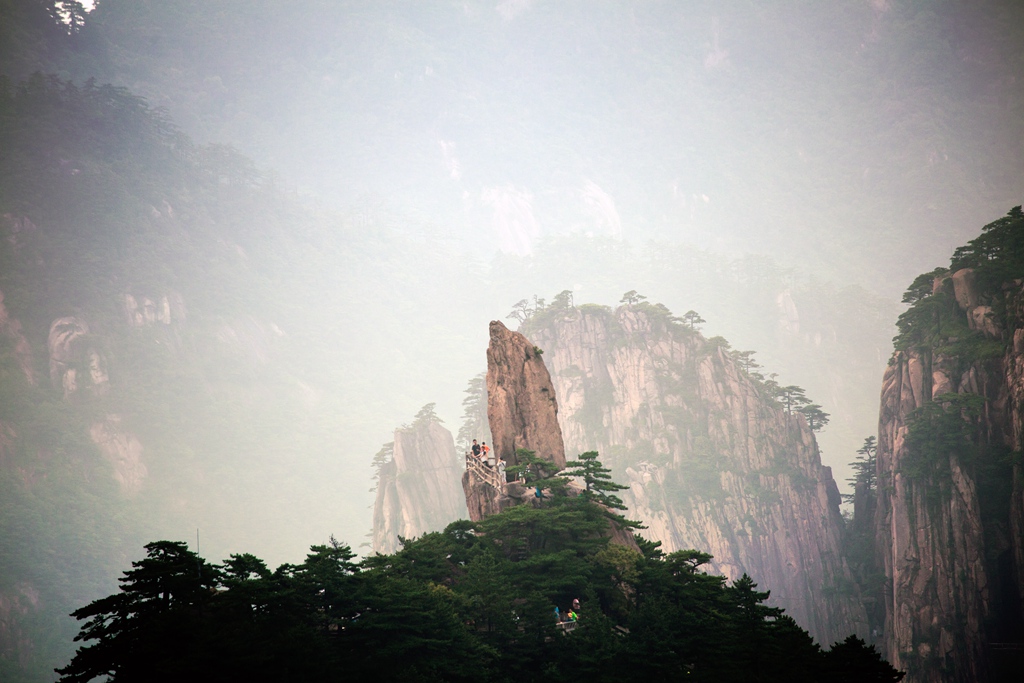 黄山飞来石2 摄影 流云飘渺