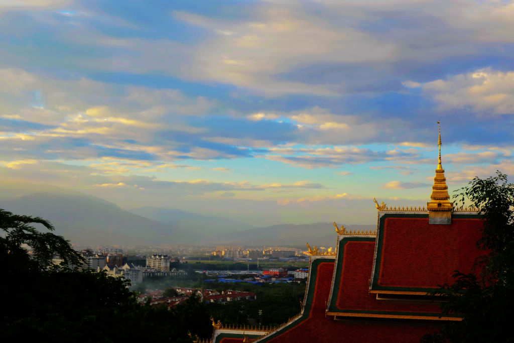 云南景洪大佛寺 摄影 狗杰娃克