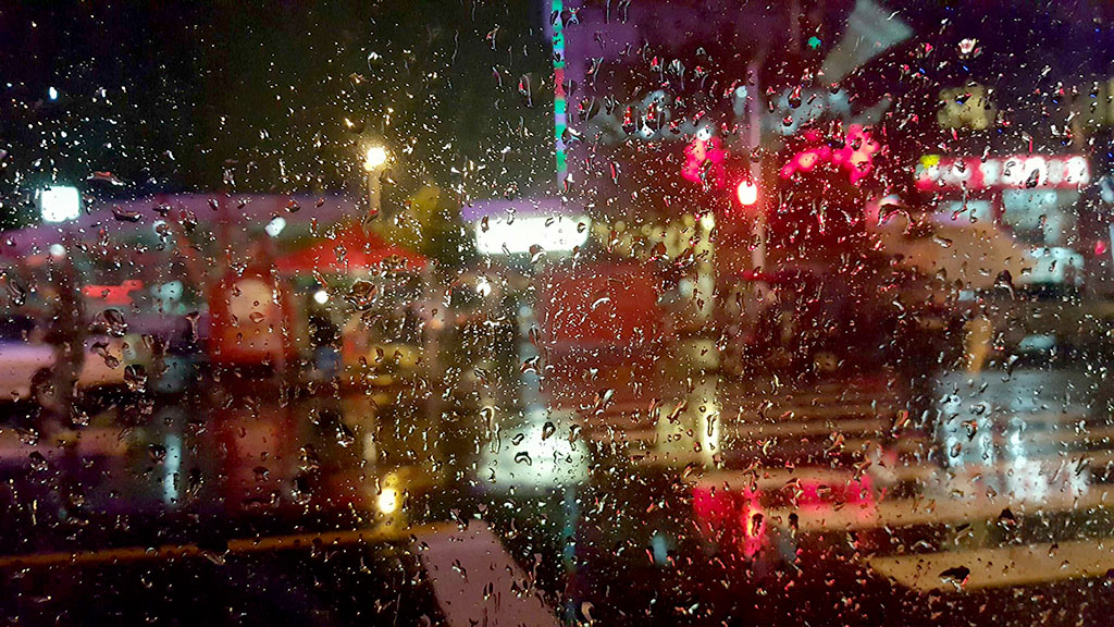 雨夜 摄影 立君羊