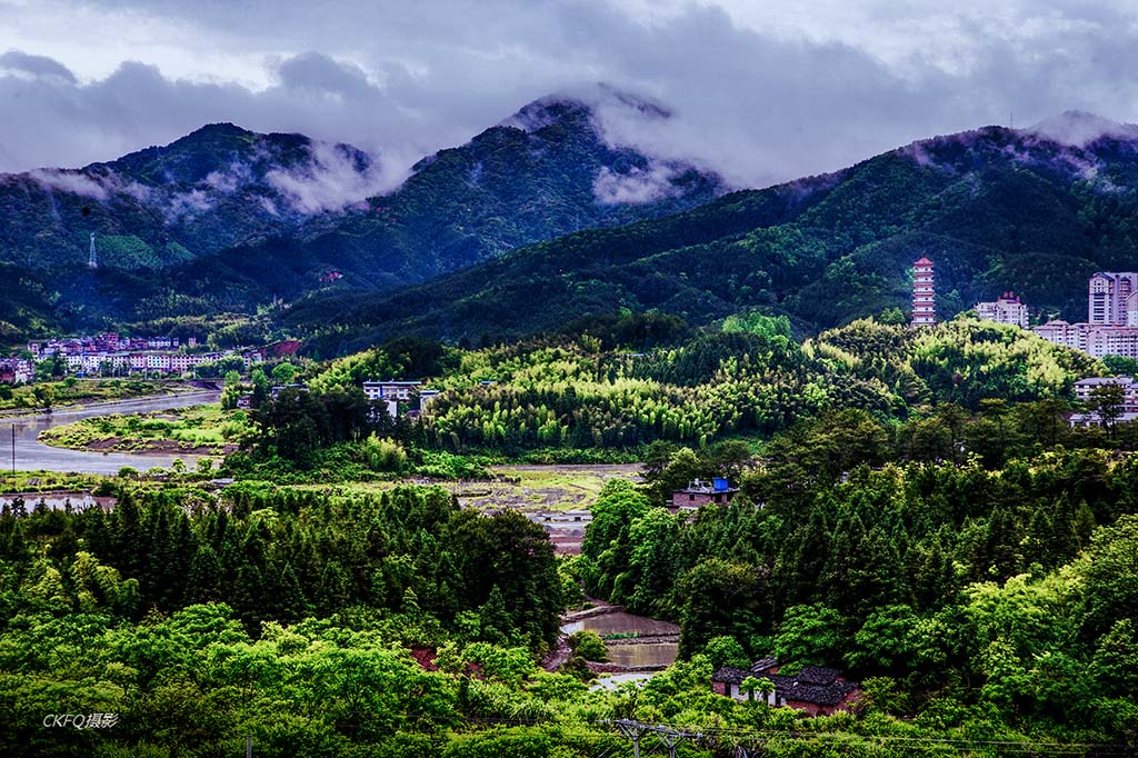 雨后翠城 摄影 ckfq