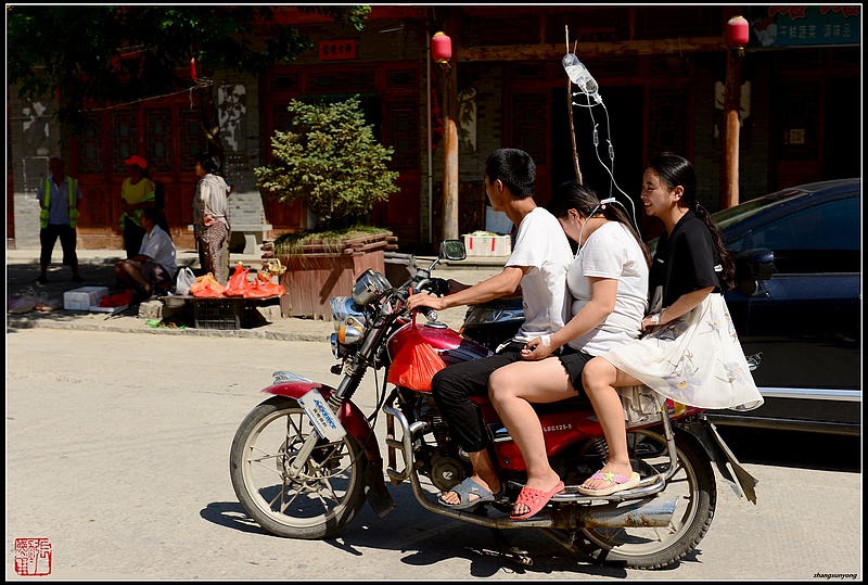 紧急转院 摄影 zhangxunyong