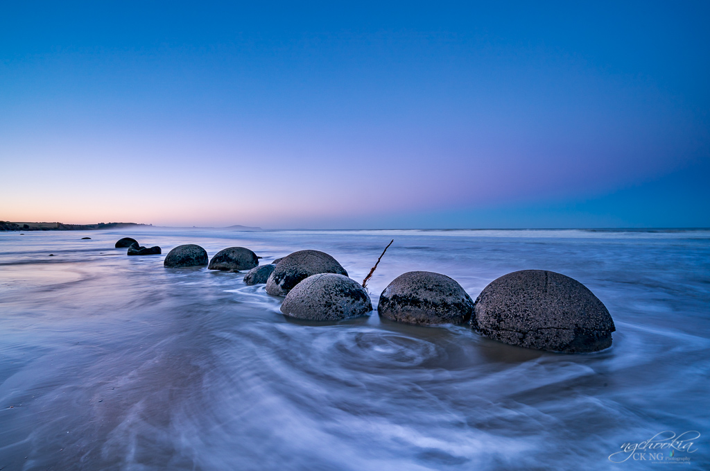 Dinosaur Eggs II Moeraki NZ 摄影 chookia