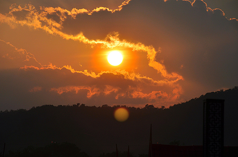 湄南河上的夕阳 摄影 方一鸣