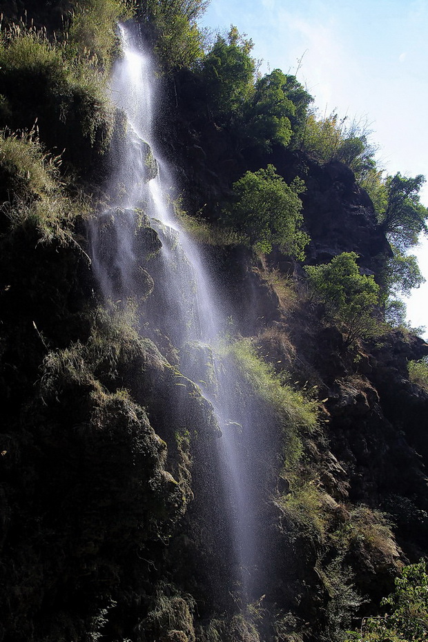 峡谷小瀑 摄影 冰之炫