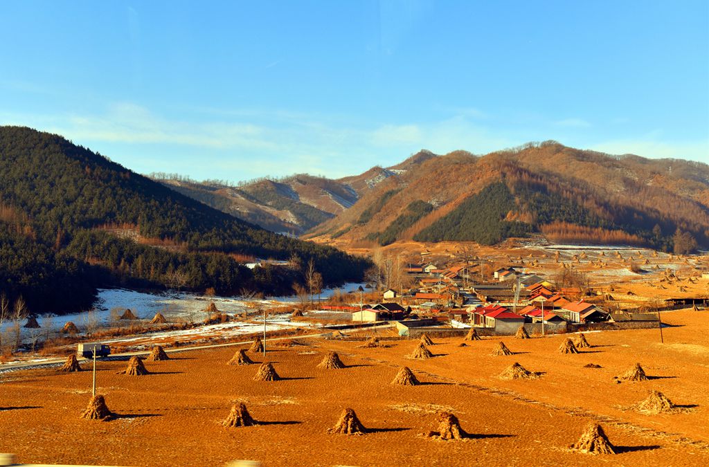 山村秋景 摄影 君子务本