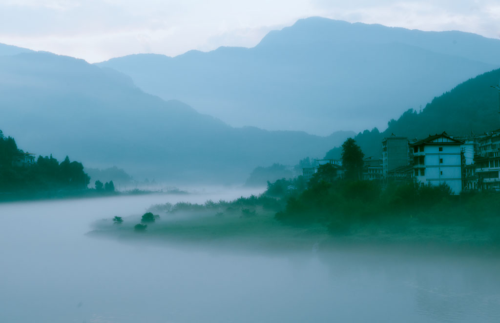 鄂西屯保镇的早晨 摄影 拾穗者