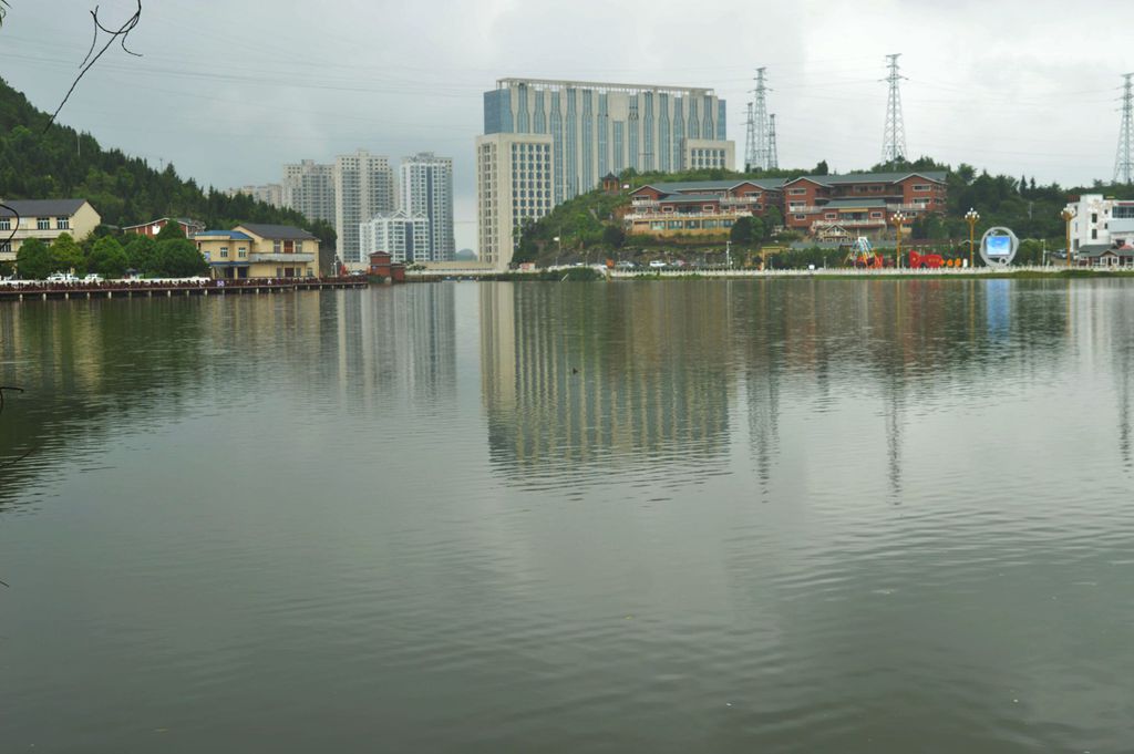 解愁湖边偏遇雨 摄影 buyuanfa