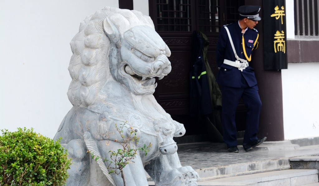 守卫 摄影 青龙居士