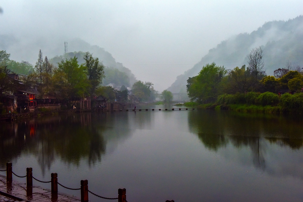 洪雅柳江云雨1 摄影 xhrgyzyz