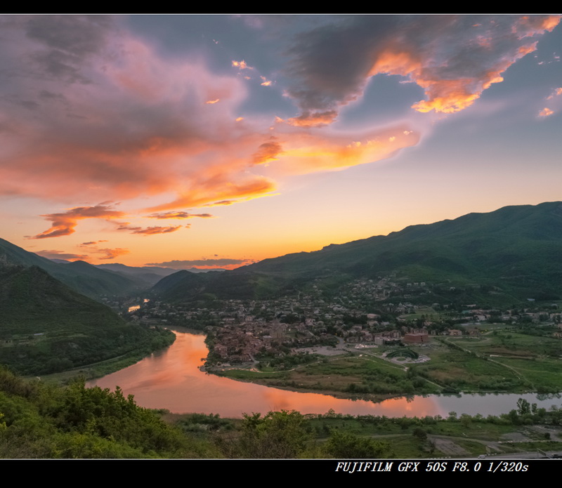 库拉河夏夜 摄影 大山里的猫