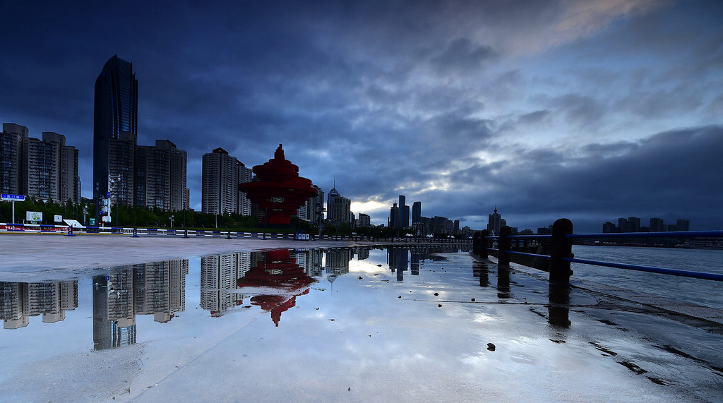 青岛雨后的海滨晨色 摄影 qdzp