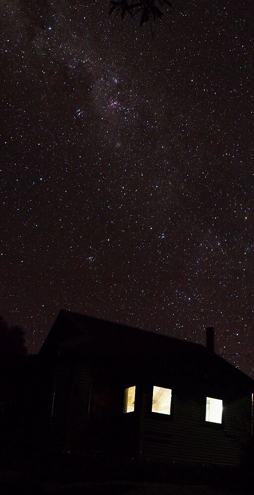 冬季宝岗山的小木屋和星空 摄影 Zhu_zi