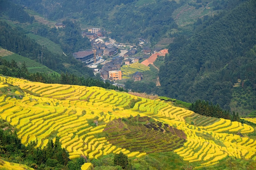 秋映山寨 摄影 回眸瞬间