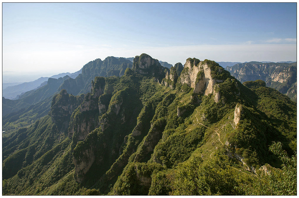 王莽岭群峰（穿越南太行084） 摄影 尹成