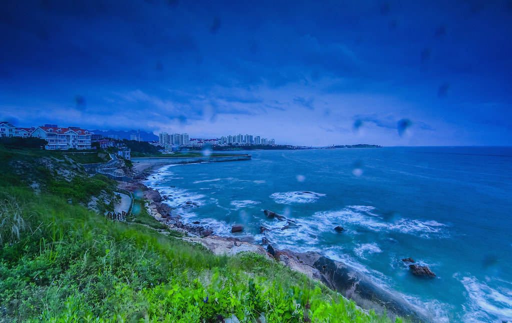 青岛雨中的海边晨色 摄影 qdzp